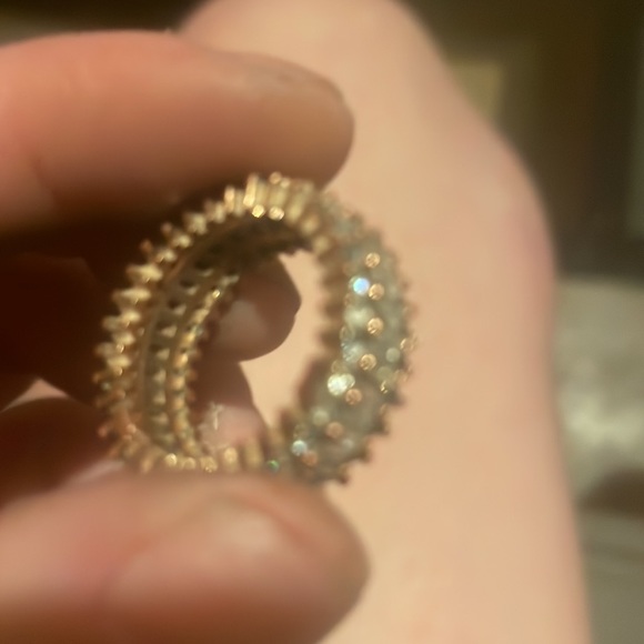 Ring - Picture 2 of 3